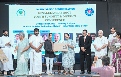 Laptop Distribution and Youth Summit held in Kochi
